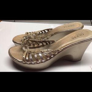 Guess shoes sz 81/2
